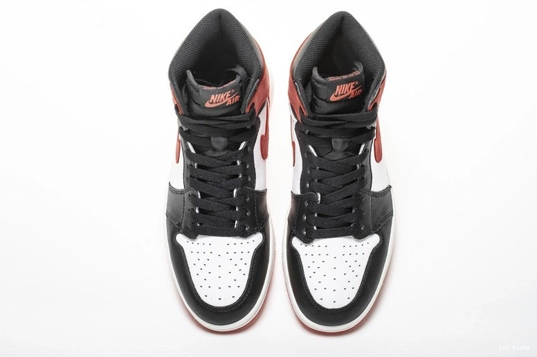 Air Jordan  1 Red Retro 555088-112 6 Rings Track High 0102